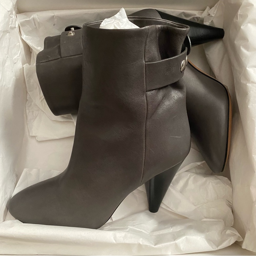 Isabel Marant Leather Ankle Boots in Lead EU 38 or US 7